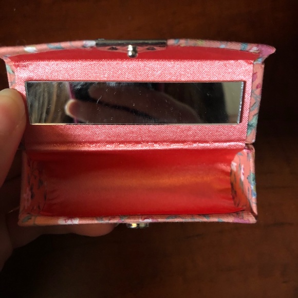 Floral lipstick case - Picture 4 of 4